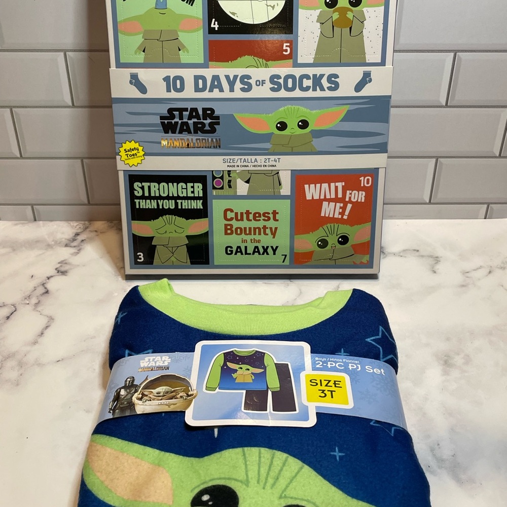 Mandelorian PJs & Socks Bundle